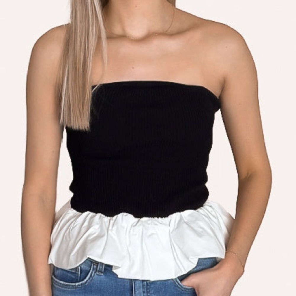 Black and White Strapless Top